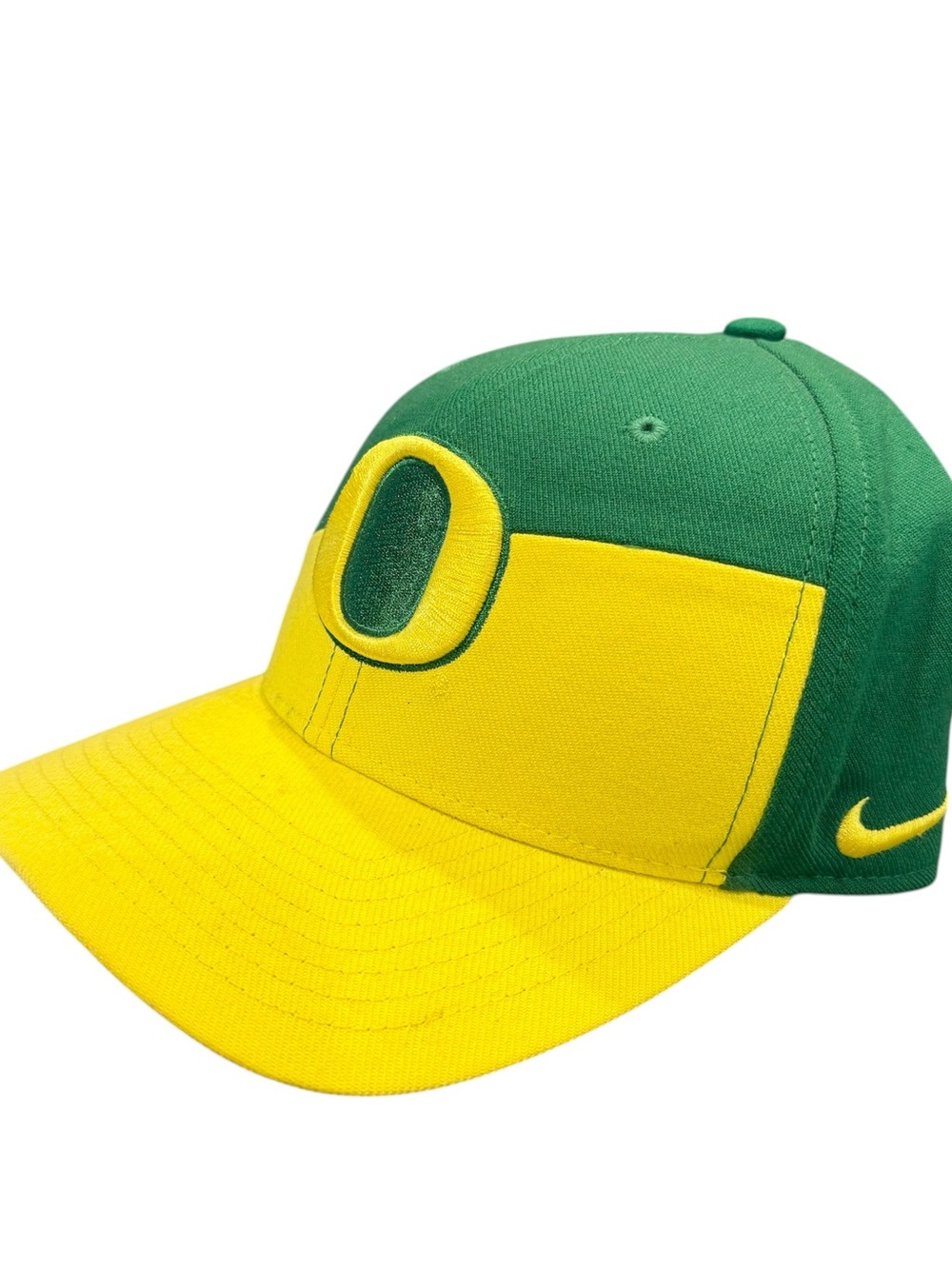 Nike Oregon Ducks classic 99 fitted hat OSFM green yellow